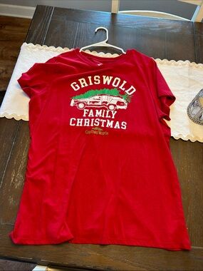 torrid Red Griswold Family Christmas Graphic Tee